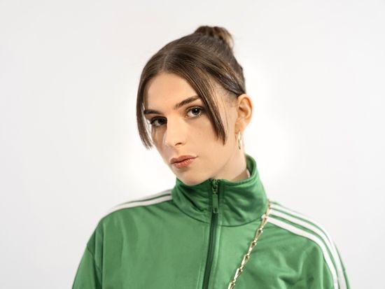Adèle Castillon Age, Family, Bio, Life and Career