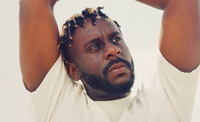 Myles Smith Age, Family, Bio, Life & Career: Everything You Need to Know