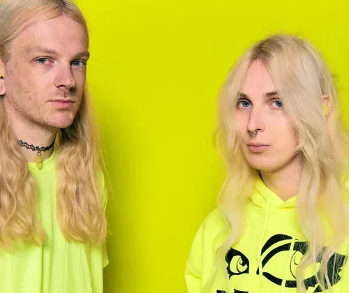 Get to Know Duo 100 Gecs: Age, Background, Personal Life & Career Growth