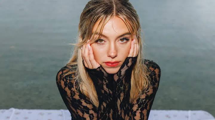Singer Eileen Alister Age, Hometown, Biography and Whois
