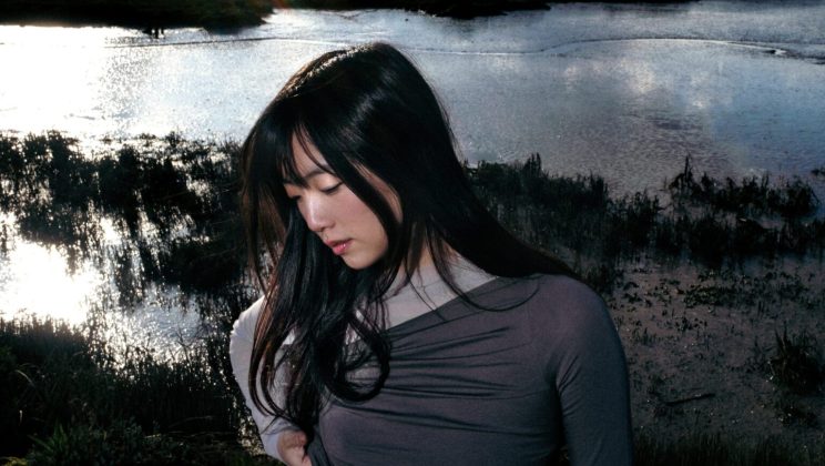 Singer Sarah Kinsley Age, Hometown, Biography and Whois