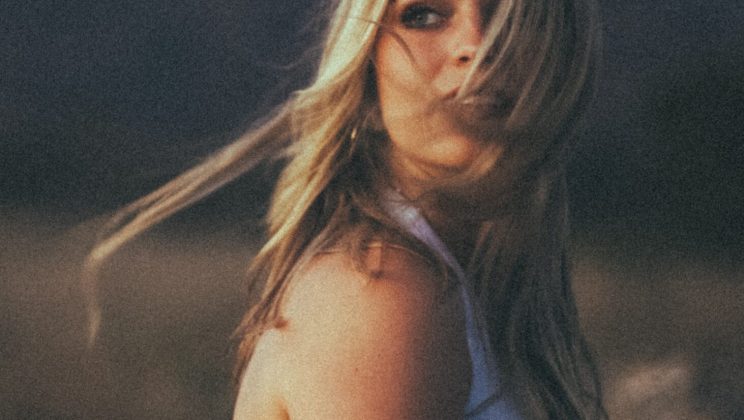 Singer Lara Snow Age, Hometown, Biography and Whois